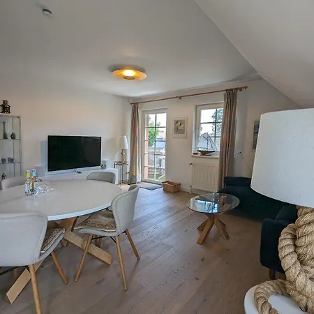 Apartment Morgensuenn Born